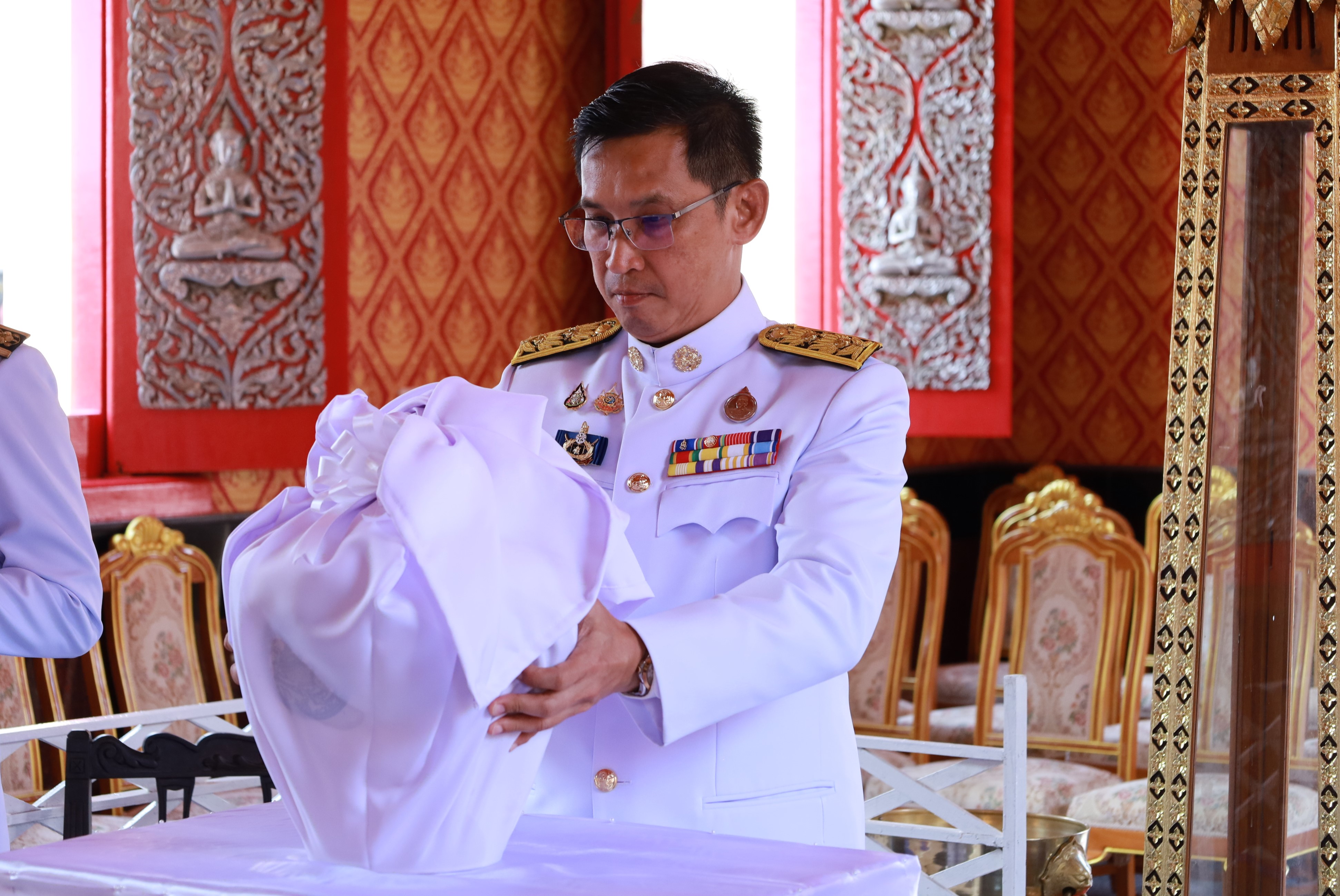 พิธีพลีกรรมตักน้ำจากแหล่งน้ำศักดิ์สิทธิ์(วัดมหาชัย พระอารามหลวง)