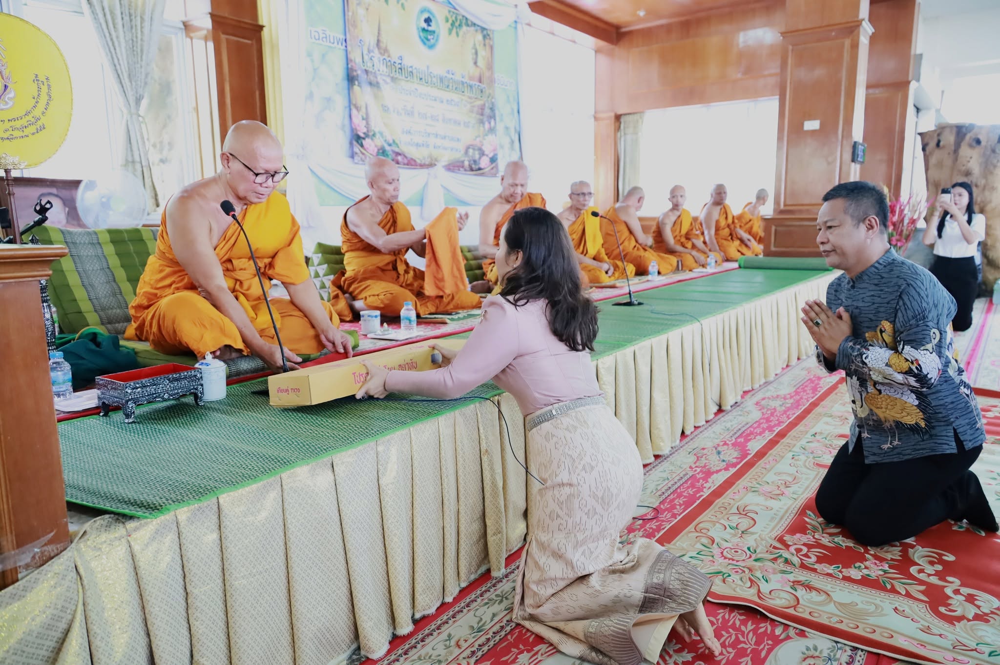จ.มหาสารคาม เดินหน้าส่งเสริม Soft Power ด้านวัฒนธรรม จัดกิจกรรมแห่เทียนพรรษา สืบสานประเพณีท้องถิ่น พร้อมส่งเสริมต่อยอดการท่องเที่ยว สร้างอาชีพและรายได้ให้แก่ชุมชนอย่างยั่งยืน